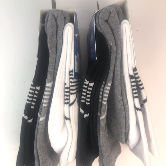 Adidas 6 Pair Crew Socks Gray Black White Men's Sz 6-12 - Picture 5 of 6